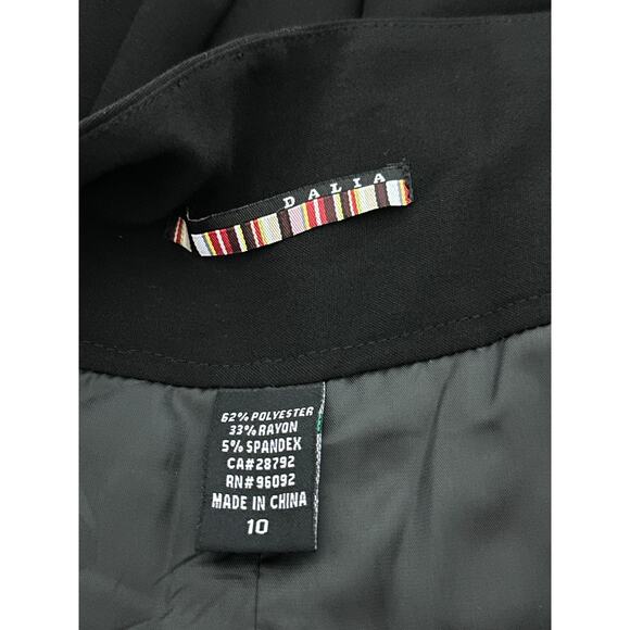 Dalia NWT Black Pleated A Line Wide Band Knee Length Side Zip Skirt Size 10 - Picture 6 of 7